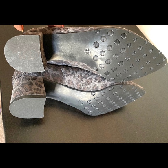 NWOT Cordani “Queenie” Gray Ankle Boot - Picture 8 of 9